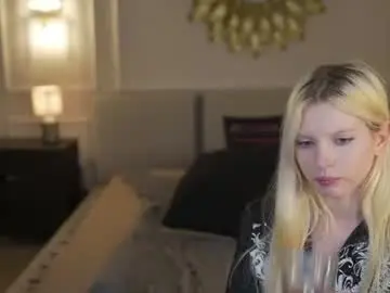 Chaturbate Sex Cam of kira0541