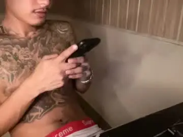 Chaturbate Watch Live Sex Cams of ceesteve_hot