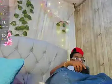 Chaturbate Watch Live Sex Cams of patrick_lovee