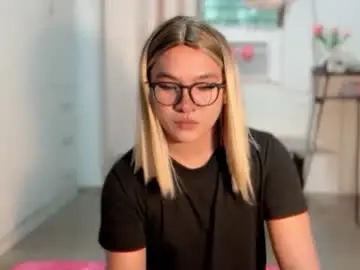Chaturbate Live Sex of krezikeed