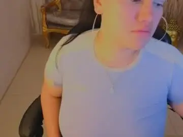 Chaturbate Live Sex Cam of saraaa_s