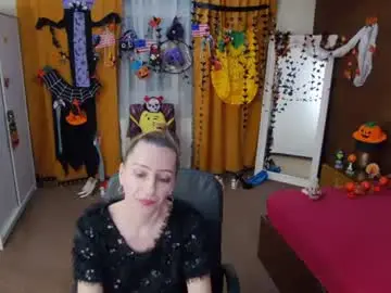 Chaturbate Watch Live Sex Cams of evelynreagan