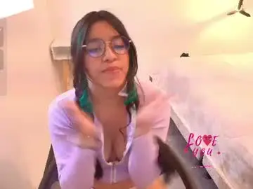 Chaturbate Adult Webcams of lucy_love__