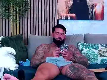 Chaturbate Free Porn Cam of masterkingofmuscle