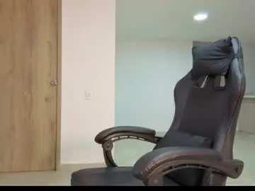 Chaturbate Watch Live Sex Cams of aliceross0