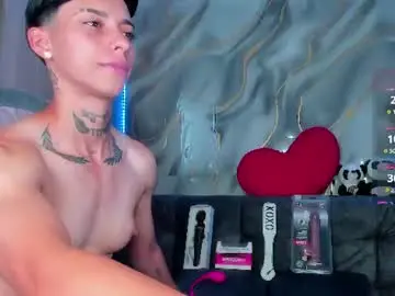 Chaturbate Sex Cam of amber_adams_