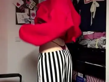 Chaturbate Live Sex Cam of deeannawedemeyer