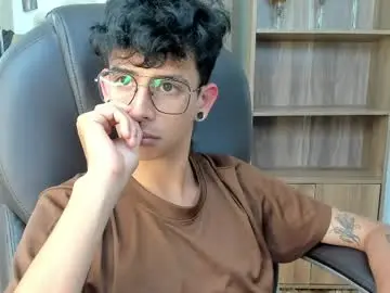 Chaturbate Best live sex cam show of ibratxandy