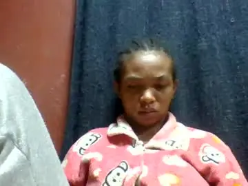 Chaturbate Adult Video Chat of liaraisha
