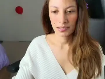 Chaturbate Free Porn Cam of sweet_moon_v_