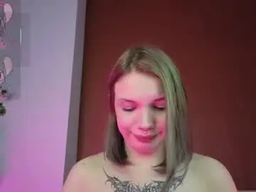 Chaturbate Live Porn of vampylulu