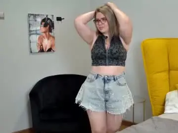 Chaturbate Adult Webcams of adeleravelle