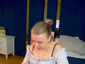 Chaturbate Live Sex of adeleravelle