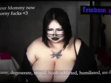 Chaturbate Adult Video Chat of kinkybaddie69
