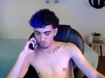 Chaturbate Free Porn Cam of noah_bluex