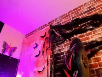 Chaturbate Nude Webcam of aleja_hill
