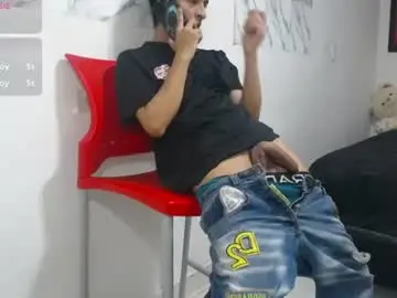 Chaturbate Best Webcam of andrescoll25
