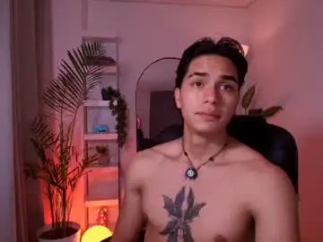 Chaturbate Live Sex Cam of andypalmerr