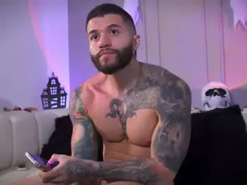Chaturbate Sex Cam of frankfarrellx