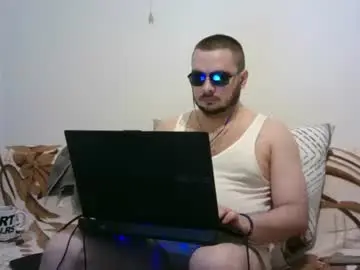 Chaturbate Free Live Porn of wildboar_69