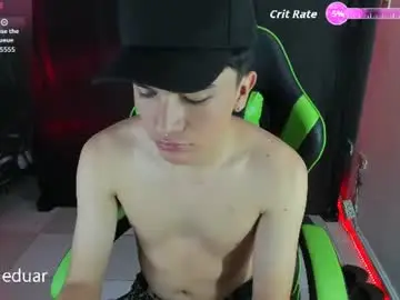 Chaturbate Nude Webcam of benji_hoter