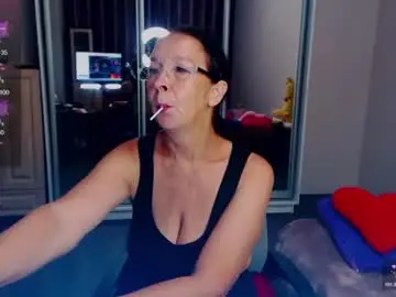 Chaturbate Best live sex cam show of celine_faer1