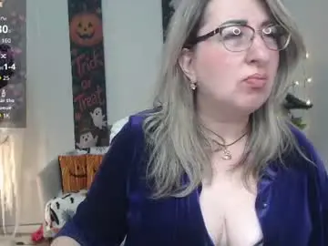 Chaturbate Best live sex cam show of helenenigma
