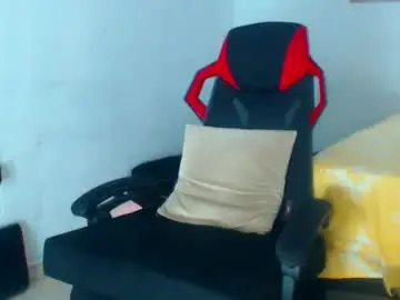 Chaturbate Live Porn of kerlinn2711