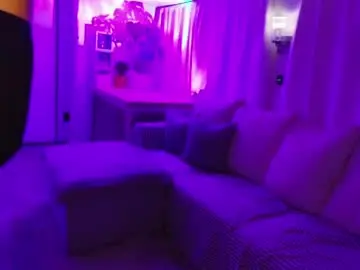 Chaturbate Live Sex Cam of l_and_elle