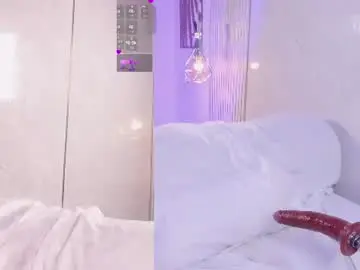 Chaturbate Free Porn Cam of ariellarose_