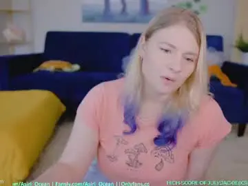 Chaturbate Live Sex Cam of asiri_ocean