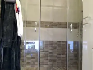 Chaturbate Live Sex Cam of athleticloganx