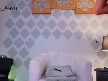 Chaturbate Live Sex Cam of gabypetit