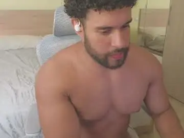 Chaturbate Best live sex cam show of izaak_lover