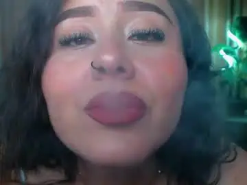 Chaturbate Adult Webcams of khalia_