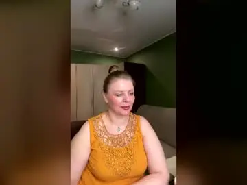Chaturbate Adult Video Chat of leona_tracie