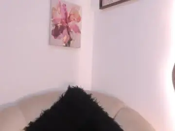 Chaturbate Sex Cam of sagirabelle