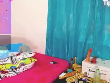 Chaturbate Free Porn Cam of zaraluxx