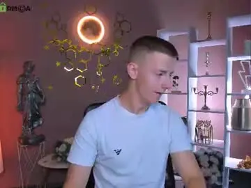 Chaturbate Sex Cam of alex_mid1