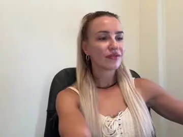 Chaturbate Live Sex of nyxelia_