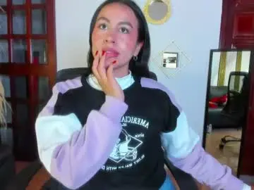Chaturbate Watch Live Sex Cams of emigomez_