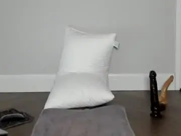Chaturbate Sex Cam of bigtroublelittlechina