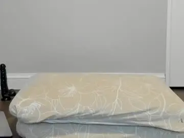 Chaturbate Sex Cam of bigtroublelittlechina