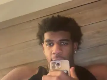 Chaturbate Live Sex Cam of hungbbc07