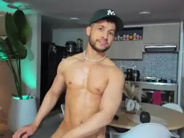 Chaturbate Best live sex cam show of paul_reyborg