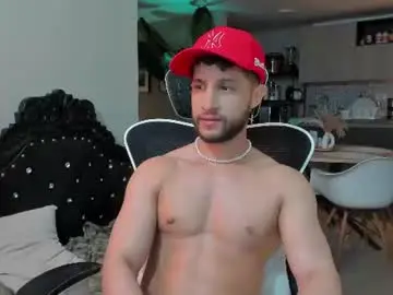 Chaturbate Nude Webcam of paul_reyborg