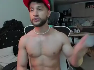 Chaturbate Live Porn of paul_reyborg