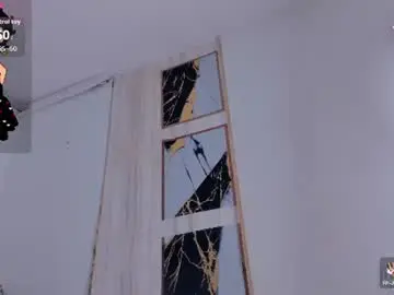 Chaturbate Free Live Porn of thamara_thompsonts