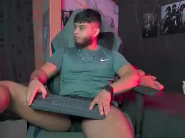 Chaturbate Free Porn Cam of tyler_price01