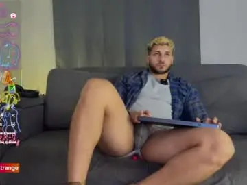 Chaturbate Private Sex Chat of apolo_strange